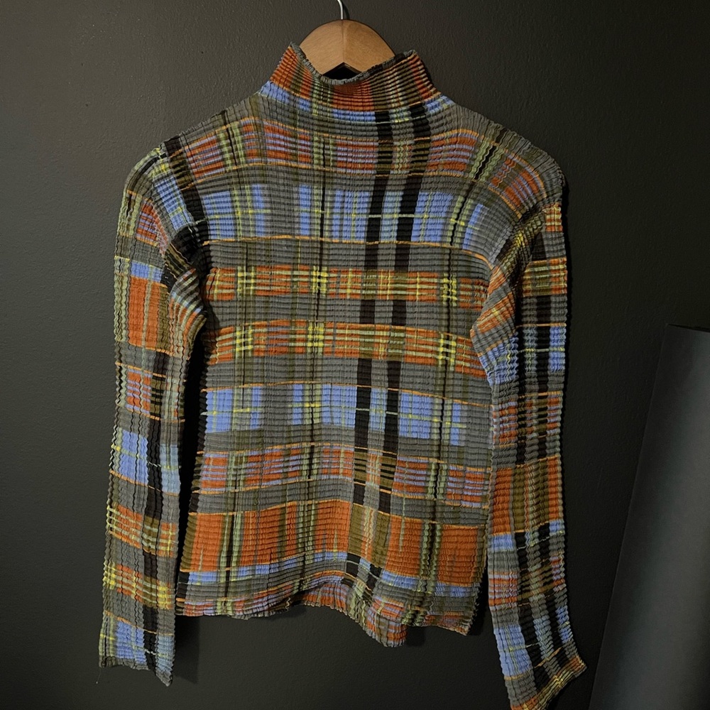 Issey Miyake top